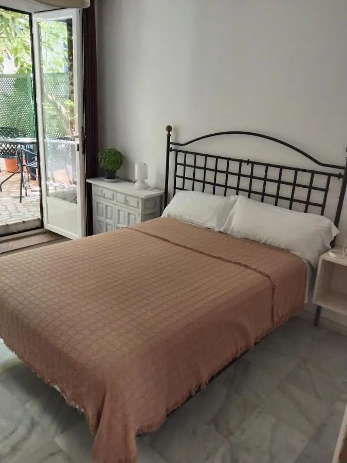 Joy Beach B&B Torremolinos Ostello