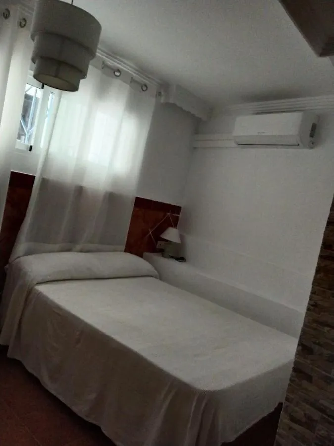 Ostello Joy Beach B&B Torremolinos Spagna