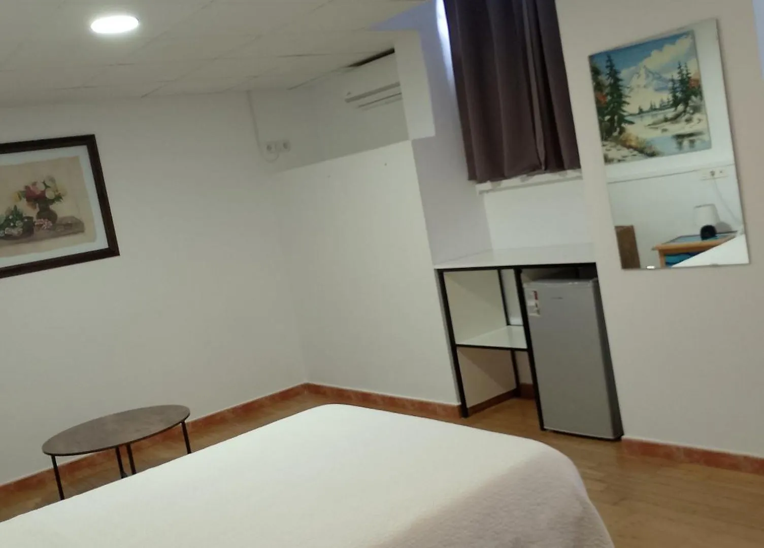 Joy Beach B&B Torremolinos Spagna